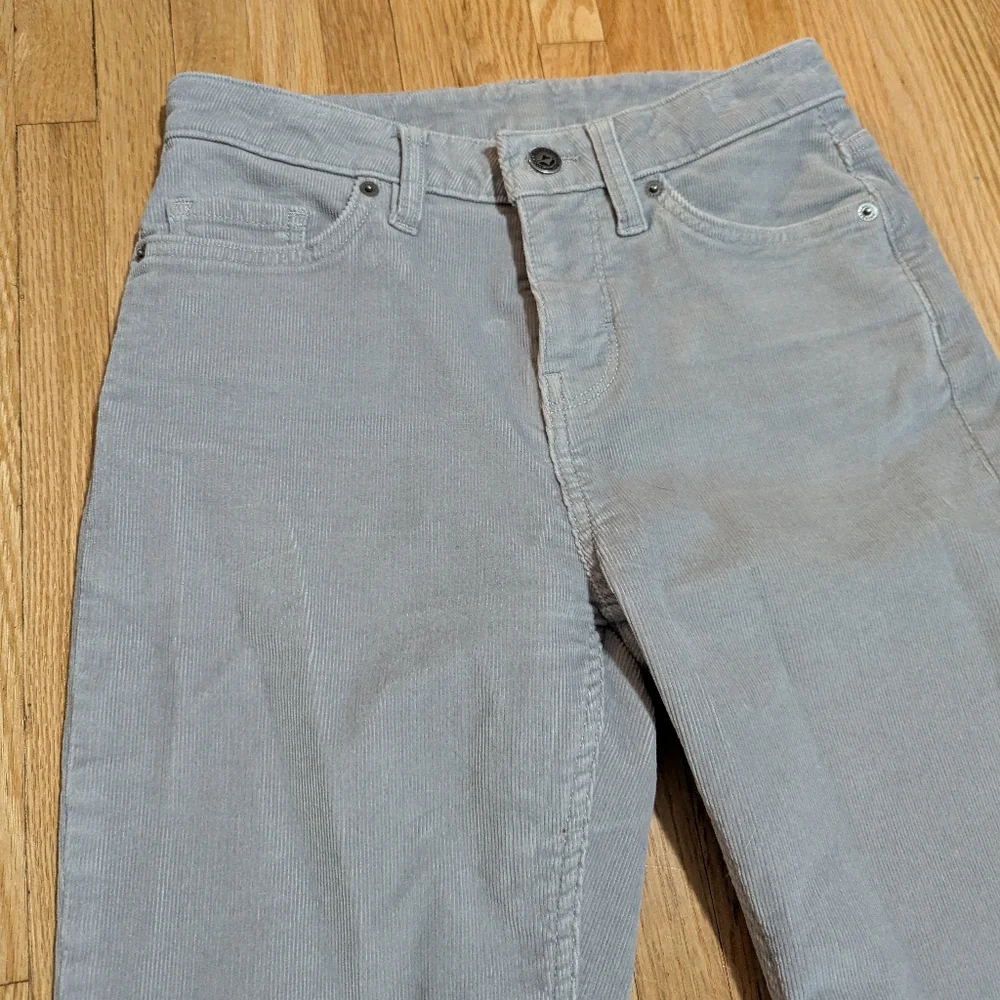 Patagonia Organic Cotton Fitted Corduroy Pants Size 26 Light Gray